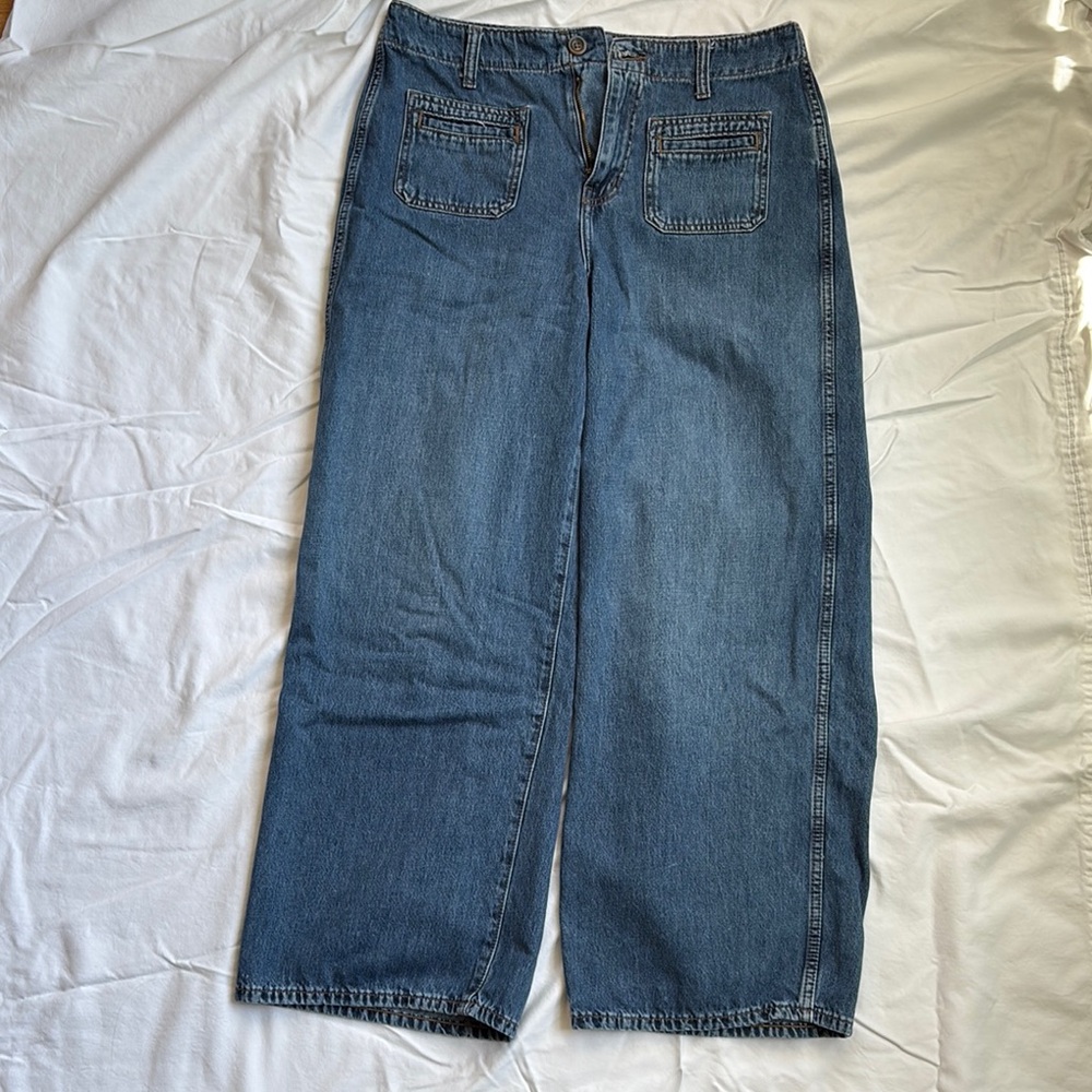 Old Navy Wide Leg Jeans Timeless Style